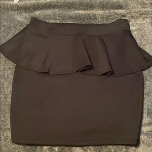 2B Bebe Black peplum skirt